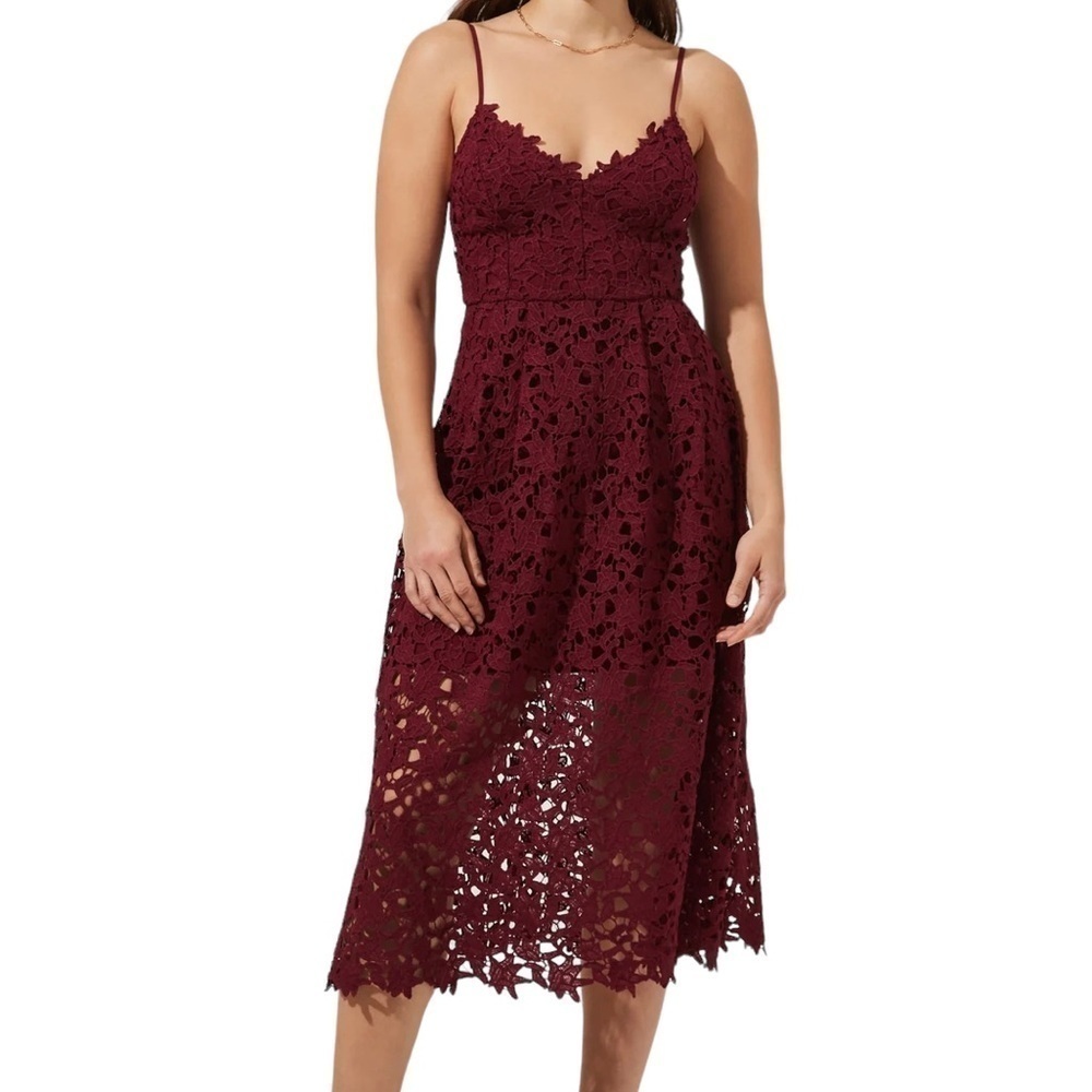 ASTR the Label Lace Midi Dress Burgundy Wine Sleeveless V-Neck Size M